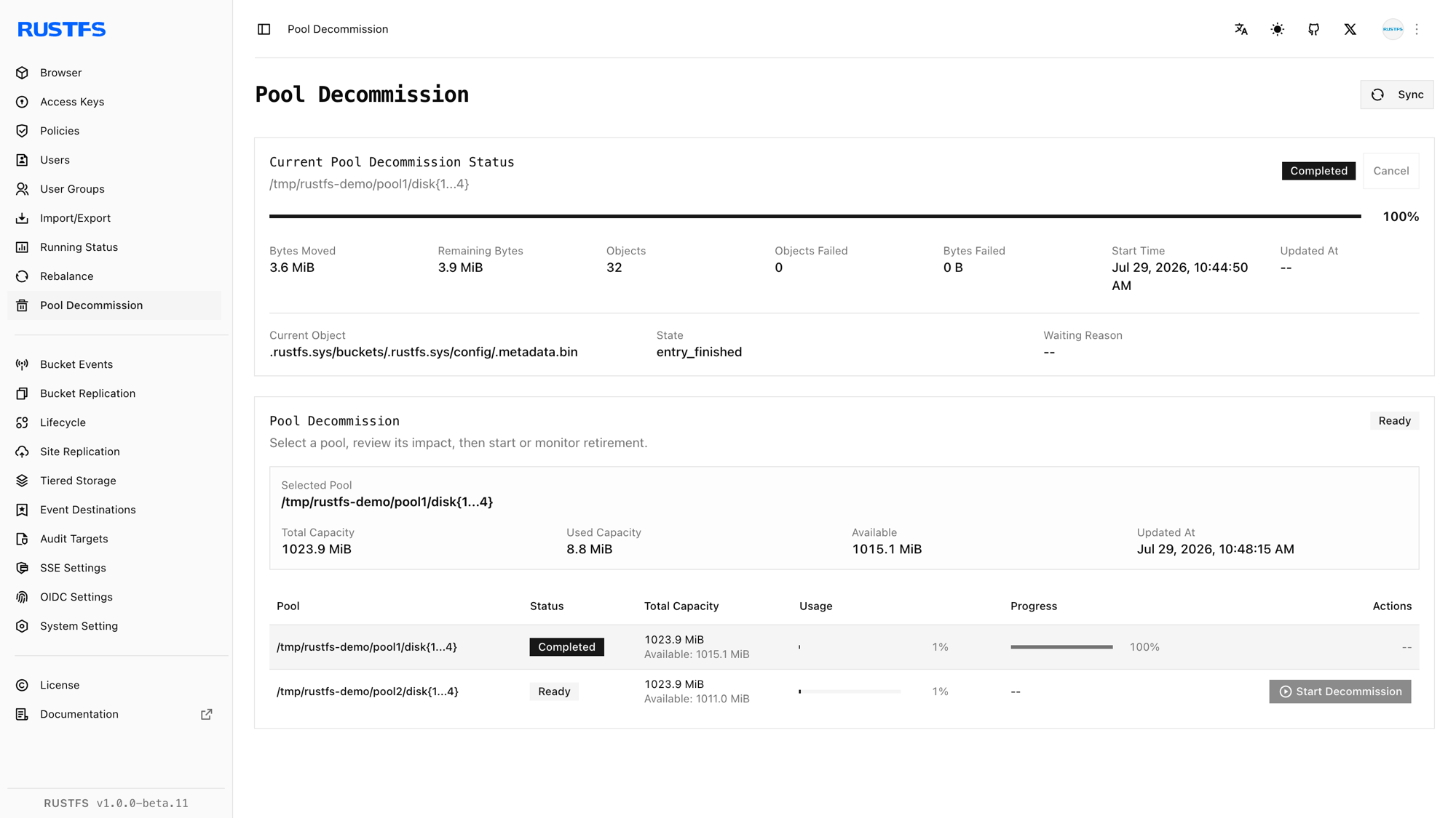 RustFS Console mit abgeschlossenem Status der Außerbetriebnahme für den ausgewählten Speicherpool
