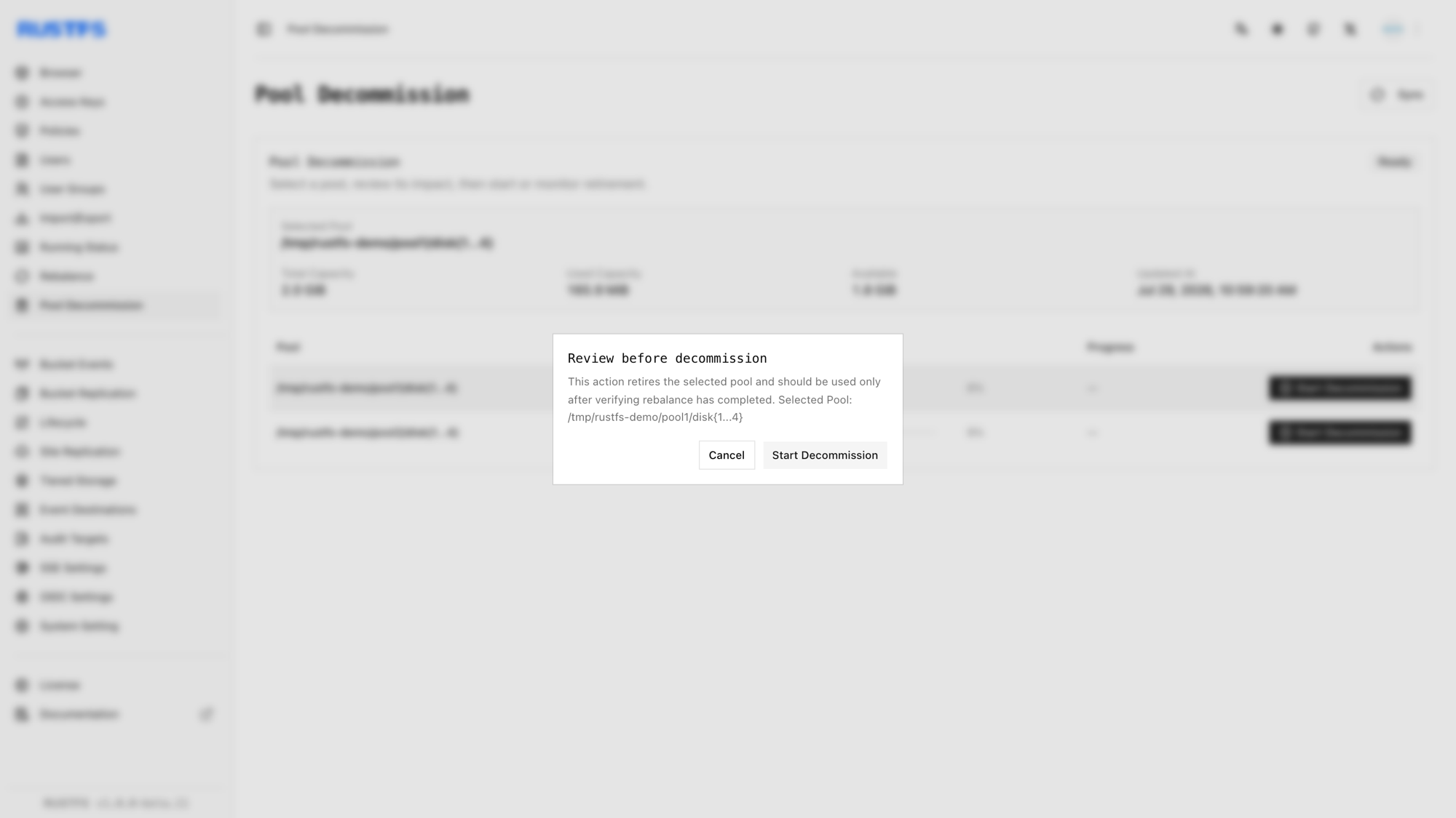 RustFS Console mit dem Bestätigungsdialog der Speicherpool-Außerbetriebnahme